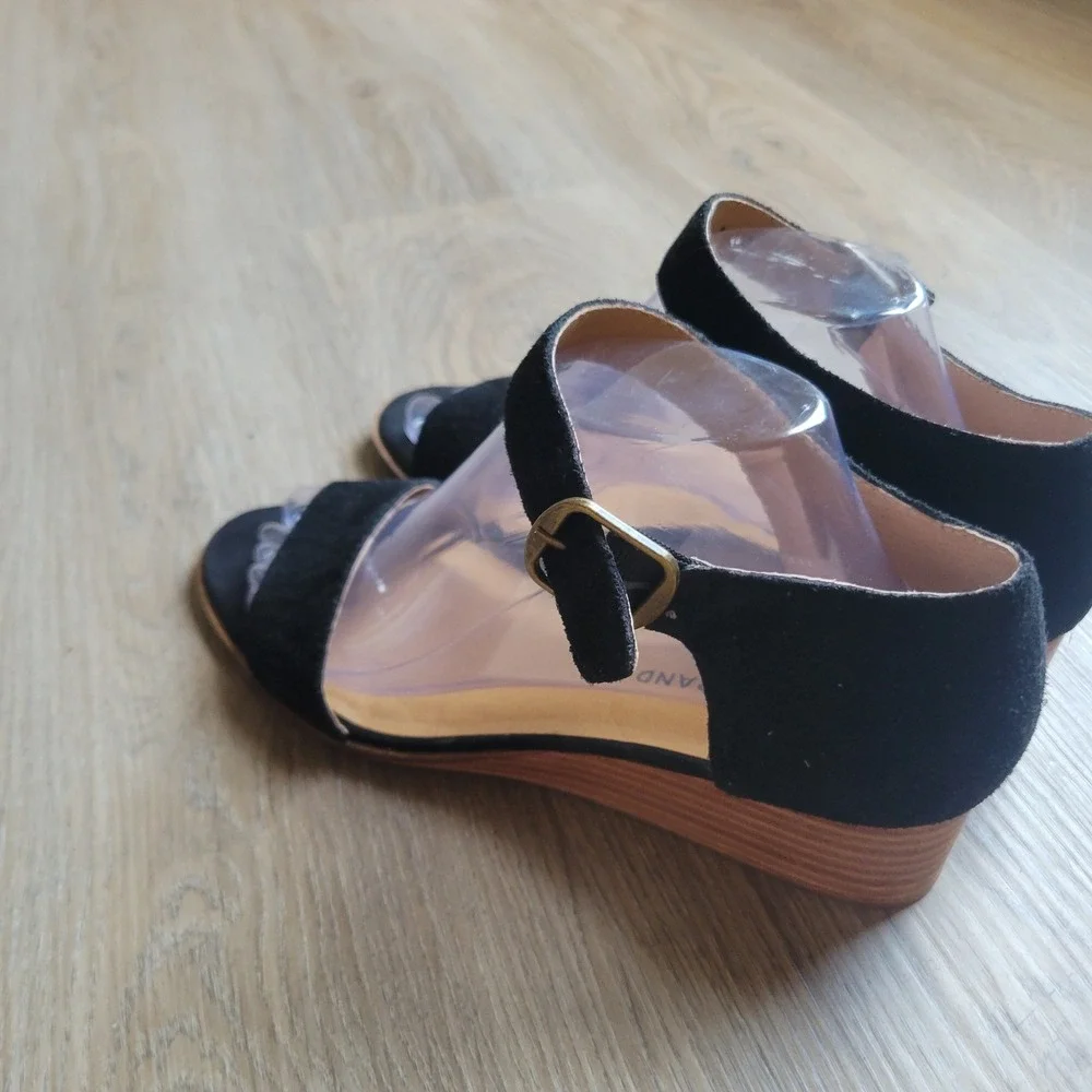 Lucky Brand Women Wedge Sandals 10 Black Suede Ankle Strap Boho Casual